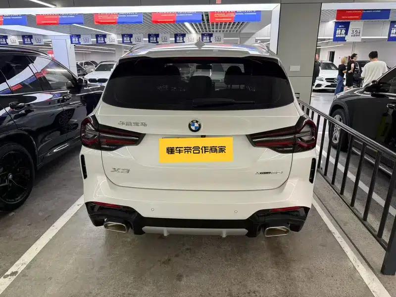 2022 BMW X3 xDrive25i M Sport Package — миниатюра 5