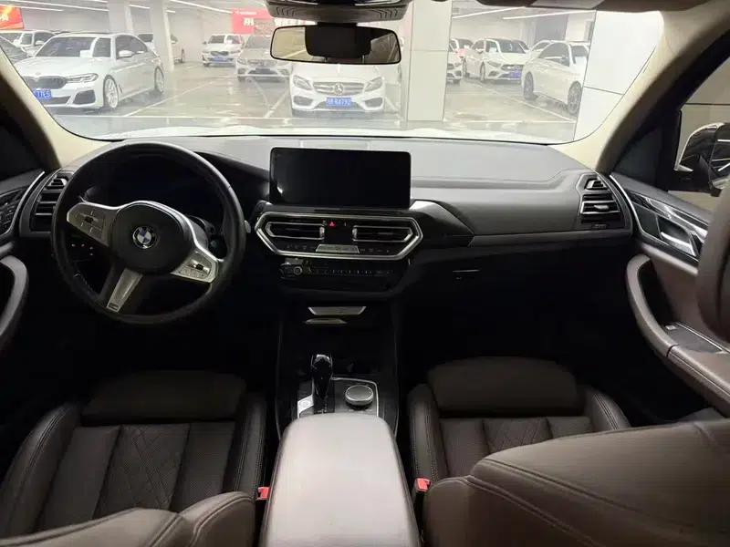 2022 BMW X3 xDrive25i M Sport Package — миниатюра 8