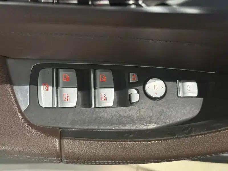 BMW X3 2019 xDrive28i M Sport Package — миниатюра 26