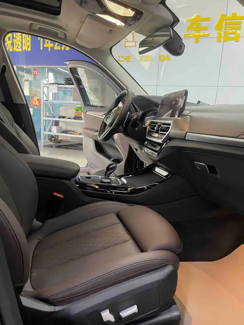 BMW X3 2022 xDrive30i Leading Edition M Sport Package — миниатюра 7