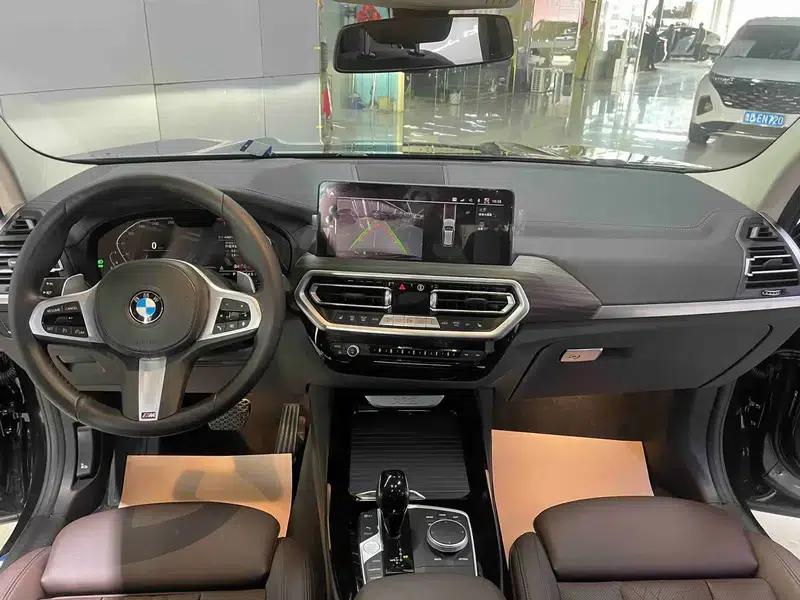 BMW X3 2022 xDrive30i Leading Edition M Sport Package — миниатюра 8