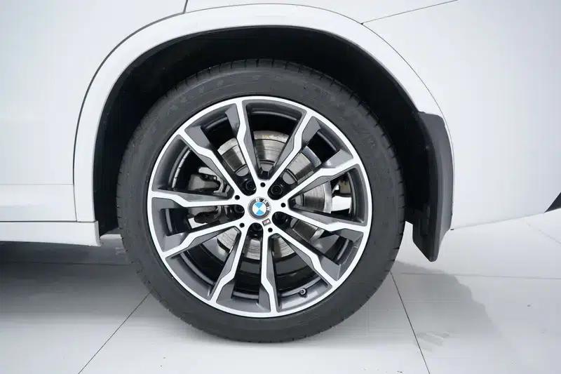 BMW X3 2022 xDrive30i Leading Edition M Sport Package — миниатюра 7
