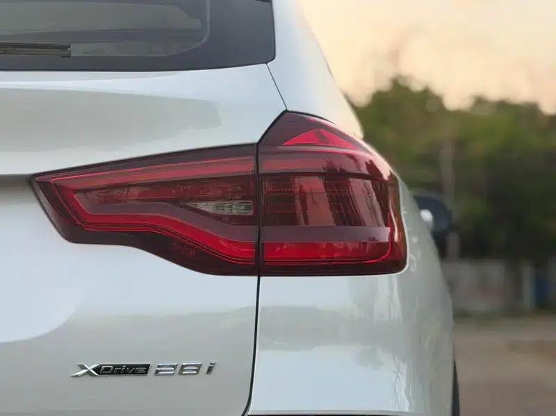 BMW X3 2019 xDrive28i Luxury Package — миниатюра 11