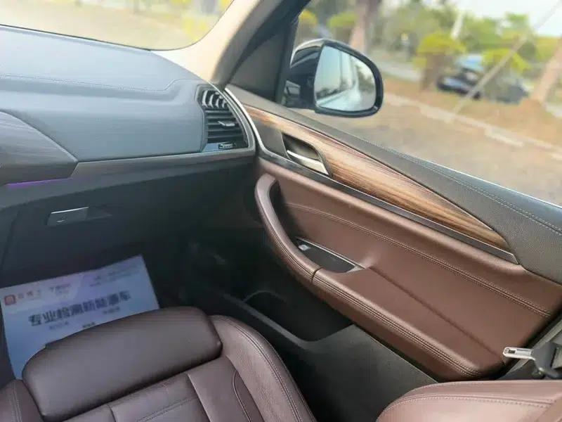 BMW X3 2019 xDrive28i Luxury Package — миниатюра 19