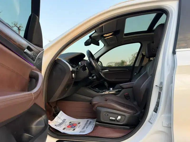 BMW X3 2019 xDrive28i Luxury Package — миниатюра 20