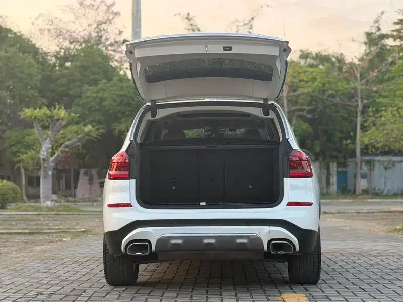 BMW X3 2019 xDrive28i Luxury Package — миниатюра 23