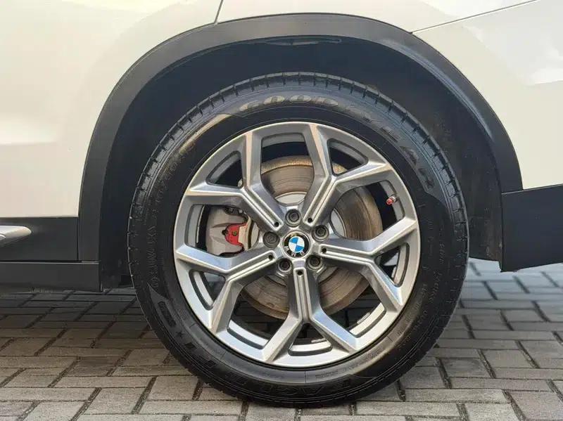BMW X3 2019 xDrive28i Luxury Package — миниатюра 8