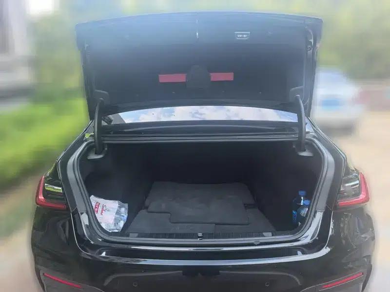 2019 BMW 7 Series Facelift 730Li M Sport Package — миниатюра 21