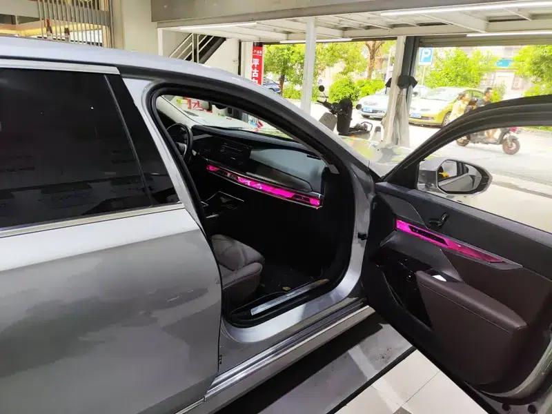 2023 BMW 7 Series 740Li Leading Luxury Package — миниатюра 10