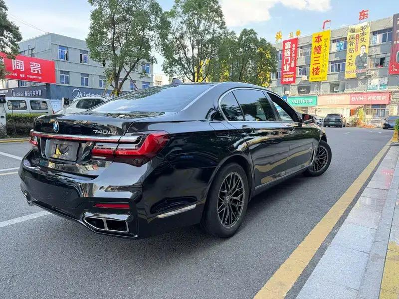 BMW 7 Series 2009 730Li Luxury — миниатюра 6