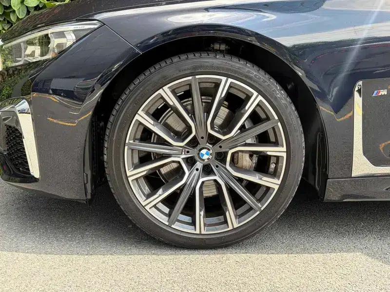 2021 BMW 7 Series 740Li Leading Edition M Sport Package — миниатюра 7