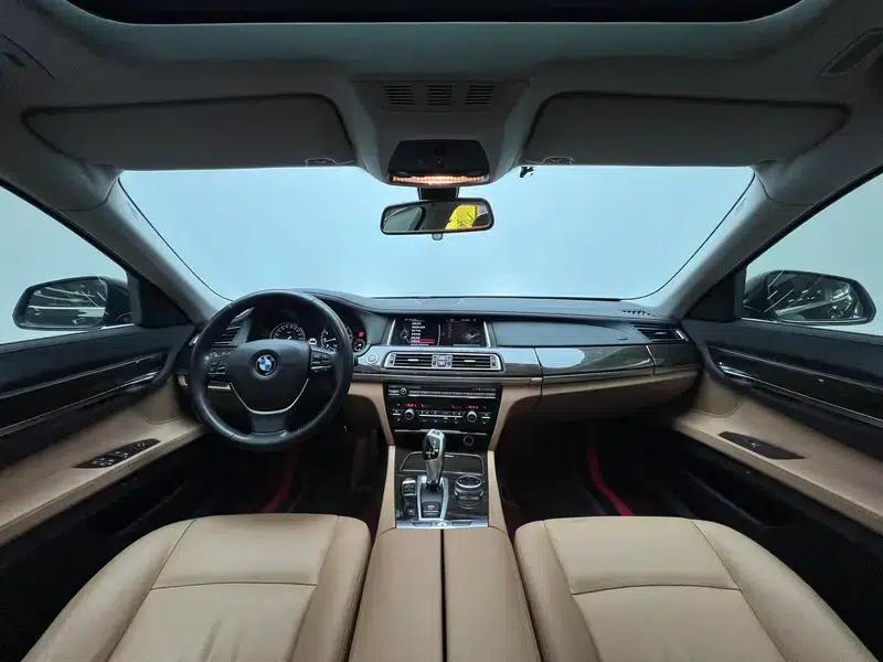 BMW 7 Series 2014 730Li Luxury Edition — миниатюра 14