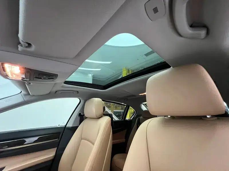 BMW 7 Series 2014 730Li Luxury Edition — миниатюра 19