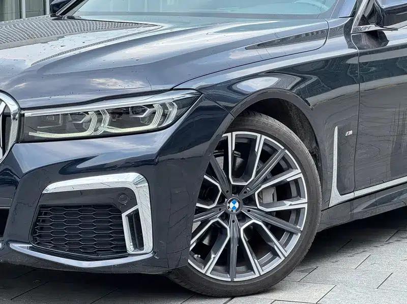 2021 BMW 7 Series 740Li Leading Edition M Sport Package — миниатюра 6