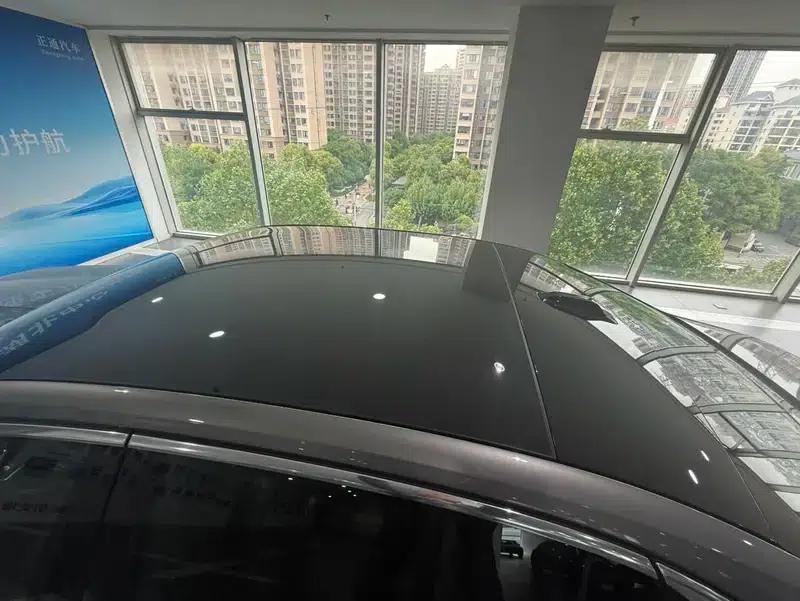2023 BMW 7 Series 740Li Leading Edition M Sport Package — миниатюра 14