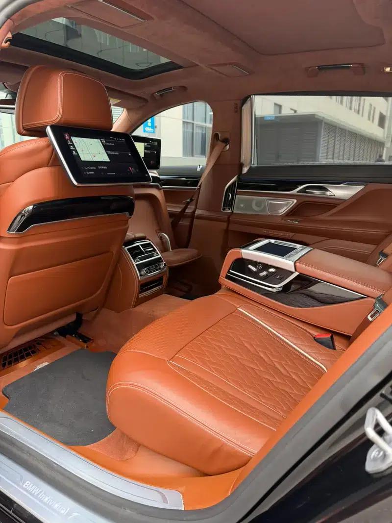 2021 BMW 7 Series 740Li xDrive Executive Luxury Package — миниатюра 8