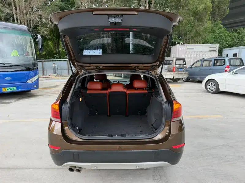 BMW X1 2015 sDrive18i Fashion Upgrade Edition — миниатюра 16