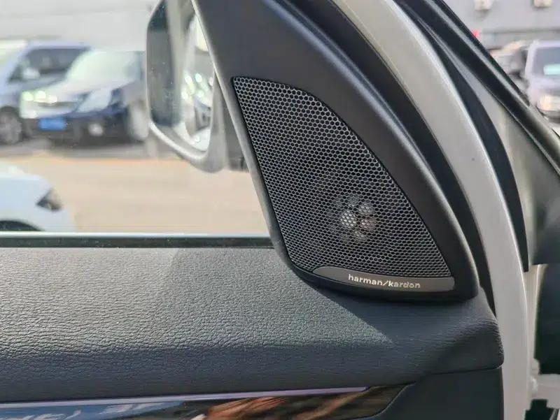 BMW X1 2022 xDrive25Li Premium — миниатюра 4