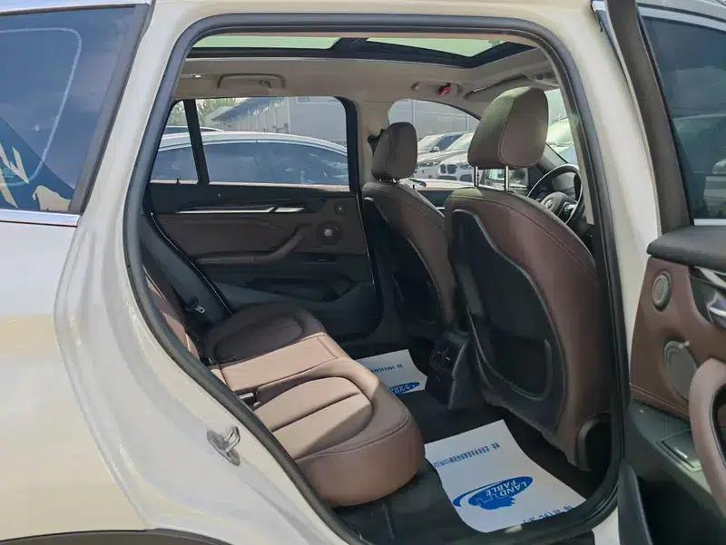 BMW X1 2022 xDrive25Li Premium — миниатюра 10