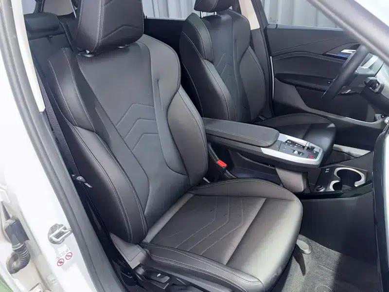 2023 BMW X1 sDrive20Li X Design Package — миниатюра 17