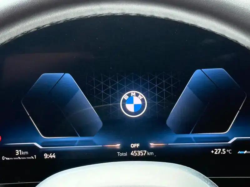BMW X1 2023 sDrive25Li M Sport Package — миниатюра 8