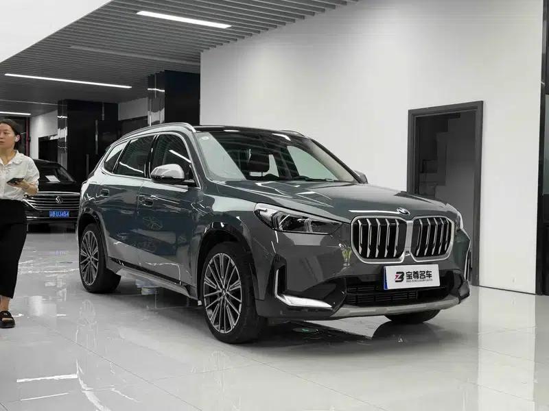 2023 BMW X1 xDrive25Li X Design Package — миниатюра 3