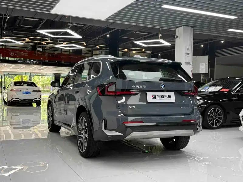 2023 BMW X1 xDrive25Li X Design Package — миниатюра 4