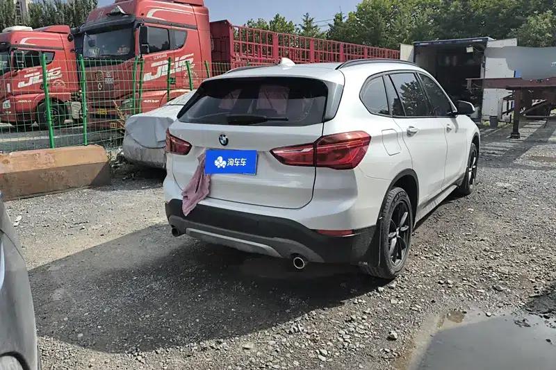 BMW X1 2018 sDrive18Li Fashion Edition — миниатюра 3