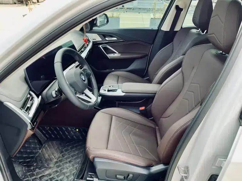 2023 BMW X1 xDrive25Li X Design Package — миниатюра 8