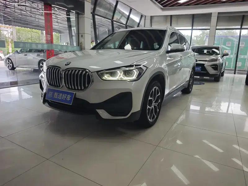 BMW X1 2021 sDrive25Li Leading Edition — миниатюра 1