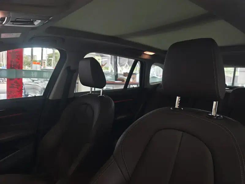 BMW X1 2021 sDrive25Li Leading Edition — миниатюра 12