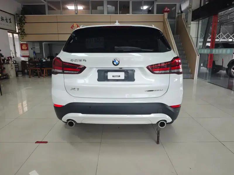 BMW X1 2021 sDrive25Li Leading Edition — миниатюра 5