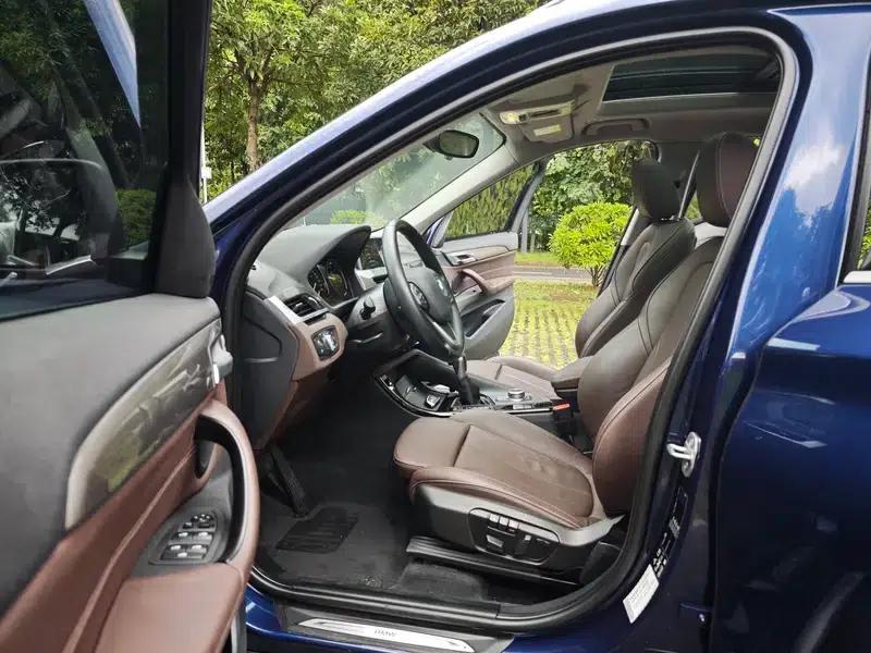 BMW X1 2019 xDrive20Li Premium — миниатюра 12