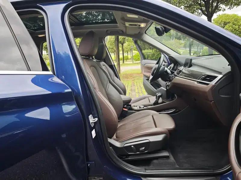 BMW X1 2019 xDrive20Li Premium — миниатюра 14