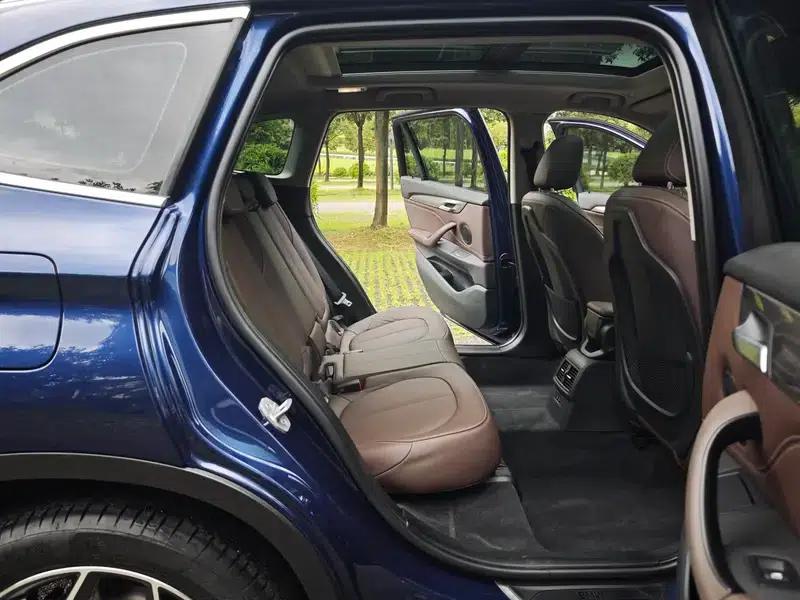 BMW X1 2019 xDrive20Li Premium — миниатюра 15