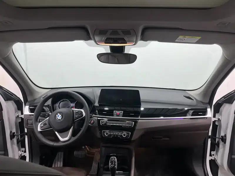 BMW X1 2021 sDrive20Li Fashion Edition — миниатюра 8
