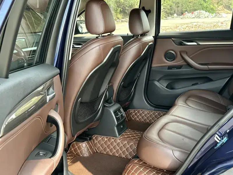 BMW X1 2018 xDrive20Li Luxury — миниатюра 9