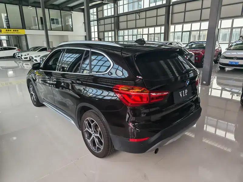 BMW X1 2019 sDrive18Li Premium — миниатюра 4