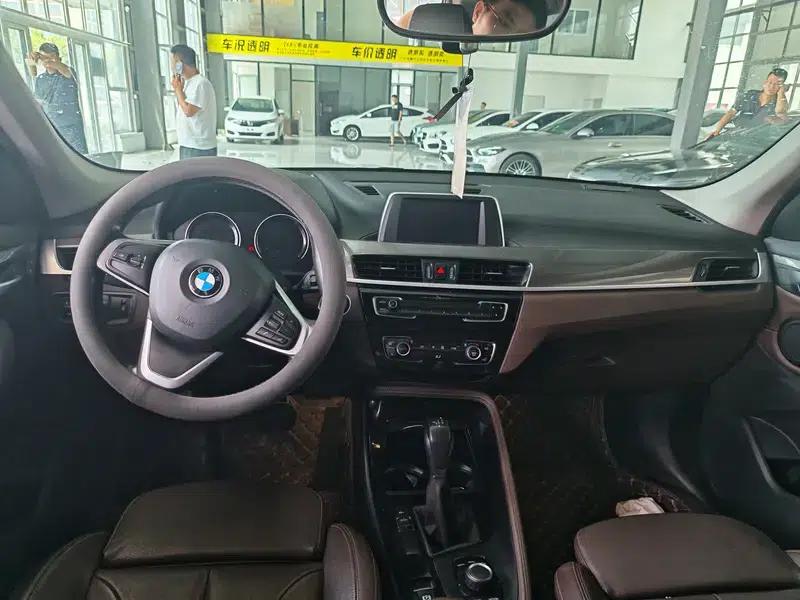 BMW X1 2019 sDrive18Li Premium — миниатюра 9