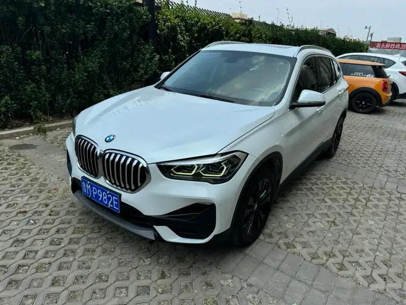 BMW X1 2020 sDrive20Li Fashion Edition — миниатюра 1