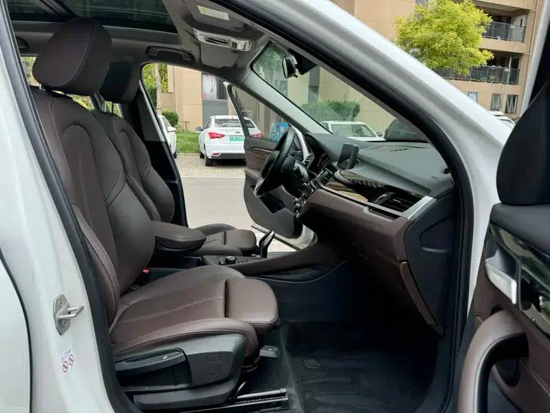 BMW X1 2020 sDrive20Li Fashion Edition — миниатюра 13