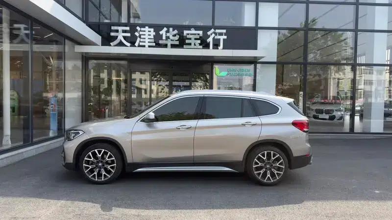 BMW X1 2021 Facelift xDrive25Li Premium — миниатюра 3