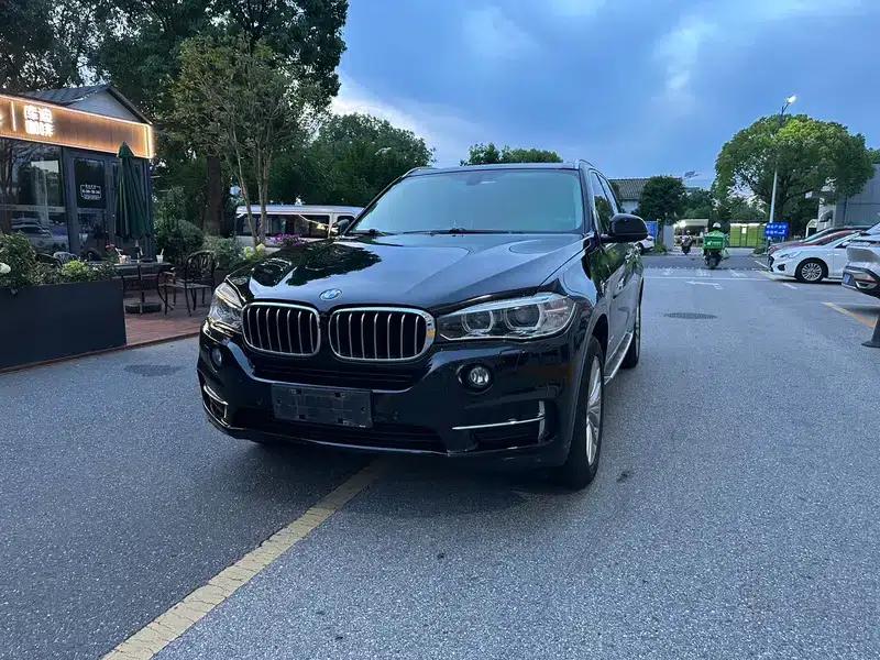 BMW X5 (Imported) 2018 xDrive28i — миниатюра 1