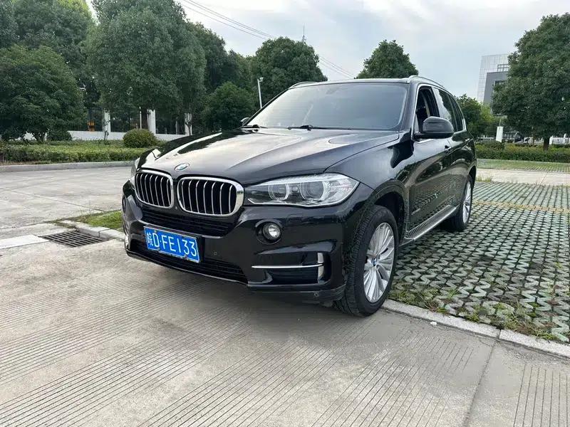 BMW X5 (Imported) 2018 xDrive28i — миниатюра 1