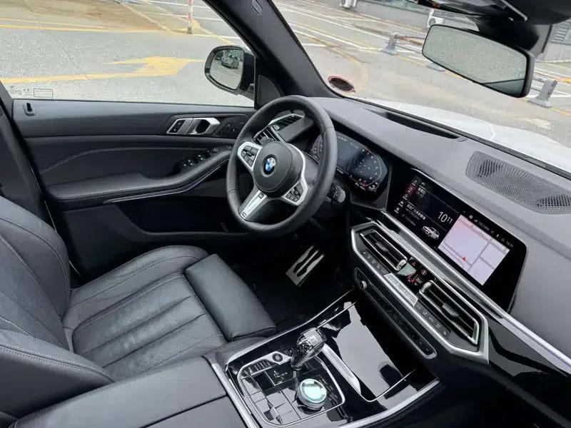 BMW X5 (Imported) 2020 Model 3.0T Parallel Import — миниатюра 11