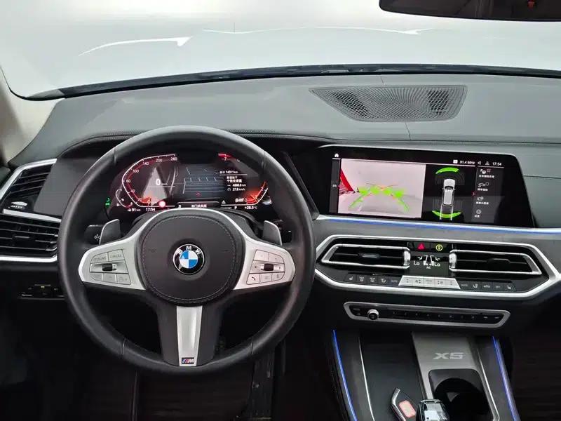 BMW X5 2022 Facelift xDrive 30Li M Sport Package — миниатюра 11