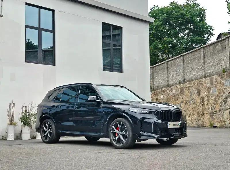 BMW X5 2023 xDrive30Li M Sport Shadow Edition — миниатюра 3