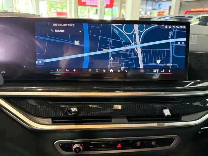 BMW X6 2023 xDrive40i Luxury M Sport Package — миниатюра 12