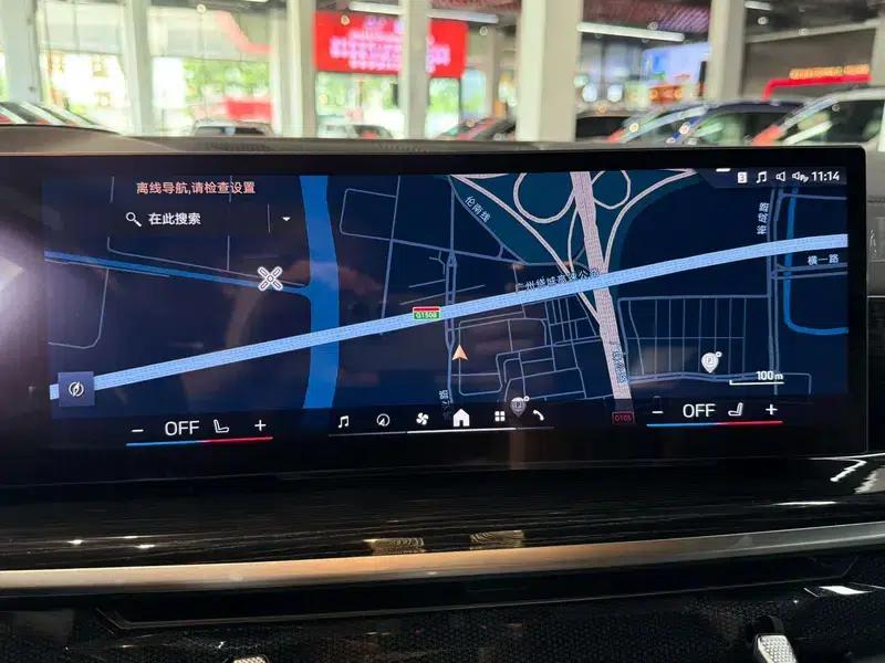 BMW X6 2023 xDrive40i Luxury M Sport Package — миниатюра 10
