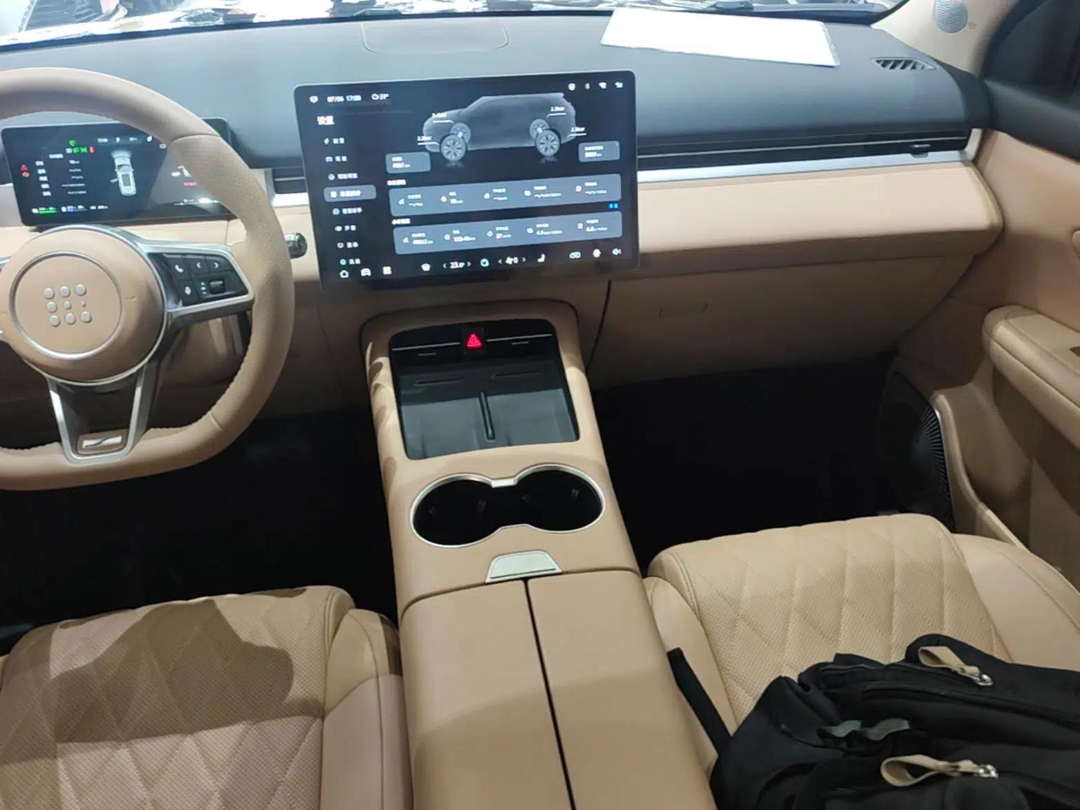 Landian E5 PLUS 2026 Model, 165km Long-Range First-Adoption Edition Max, 5-seater — миниатюра 15
